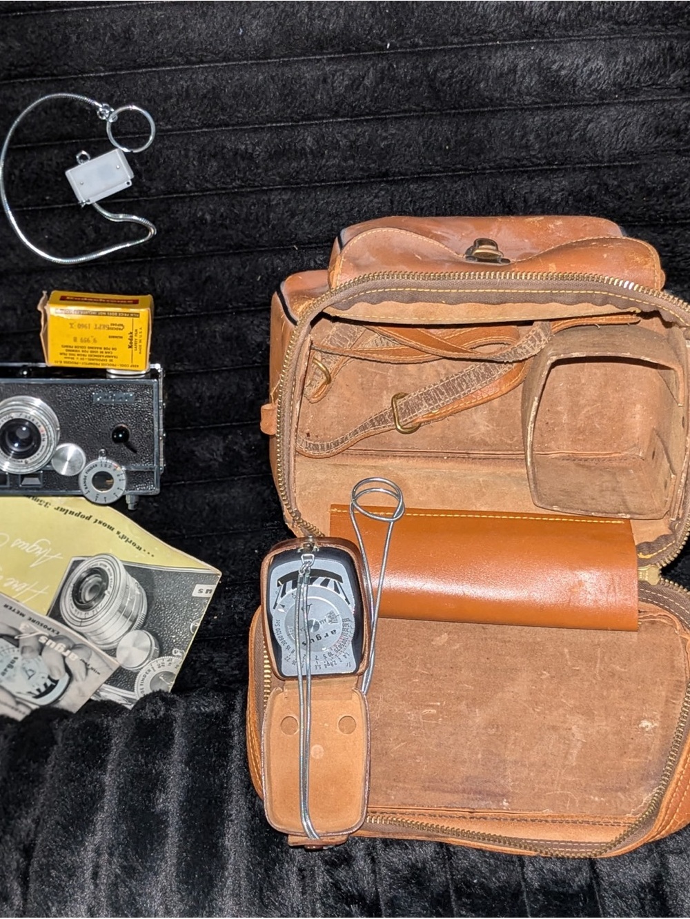 Vintage Argus C3 35mm Camera Kit with Case & Rare 1960 Empty Kodak Film Box